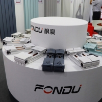 如何選擇一家好的暖氣片廠家？